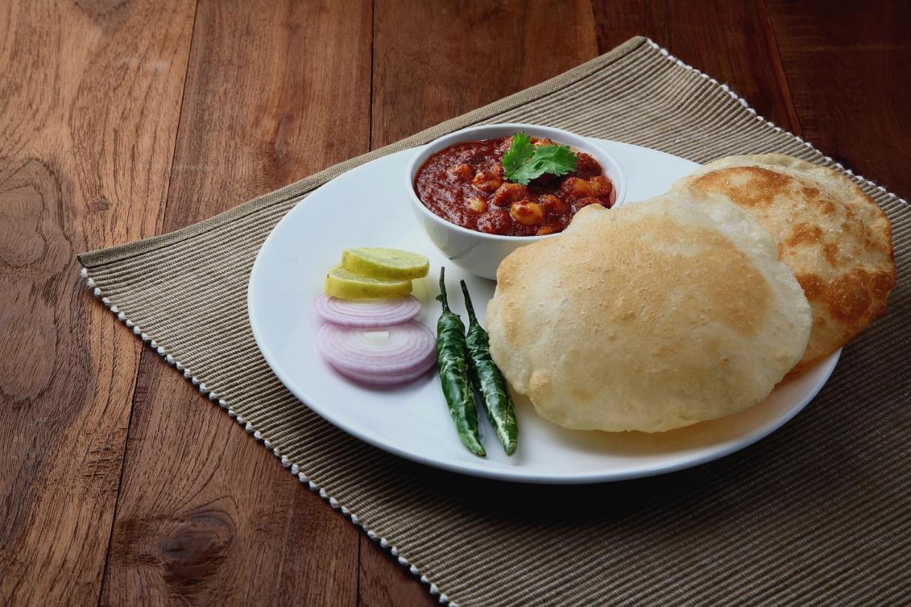 Spot On Sharma'S Kitchen & Home Stay Bajaura Exteriör bild
