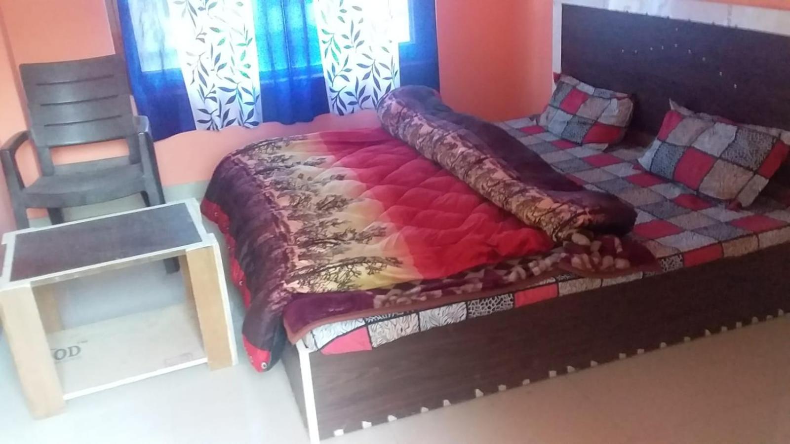 Spot On Sharma'S Kitchen & Home Stay Bajaura Exteriör bild